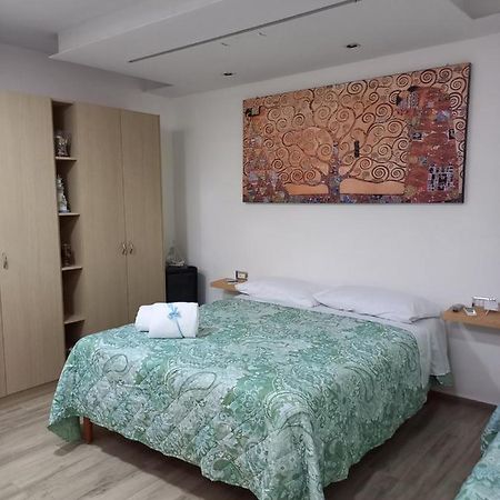 Camera Eden Hotel Formia Ngoại thất bức ảnh
